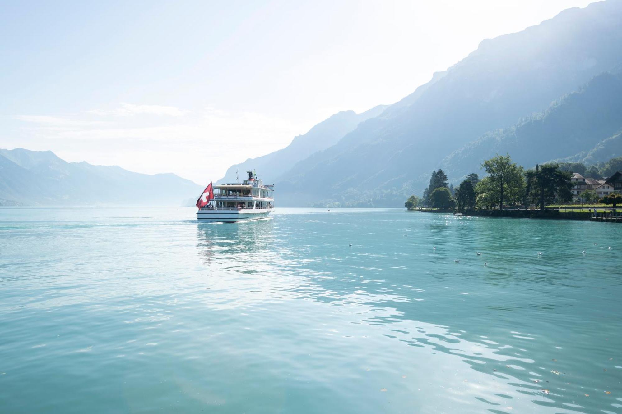 Seiler au Lac Bönigen Extérieur photo